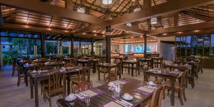 Restaurant på hotel The Leaf Oceanside i Khao Lak i Thailand