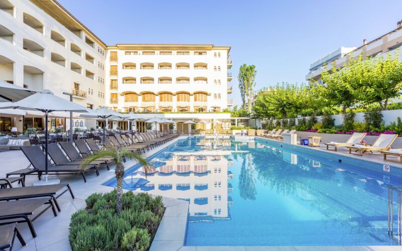 Billede av hotellet Theartemis Palace - nummer 1 af 33