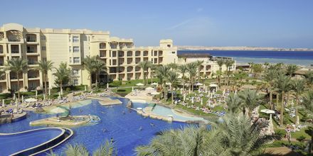 Poolområde på Hotel Tropitel i Sahl Hasheesh, Egypten