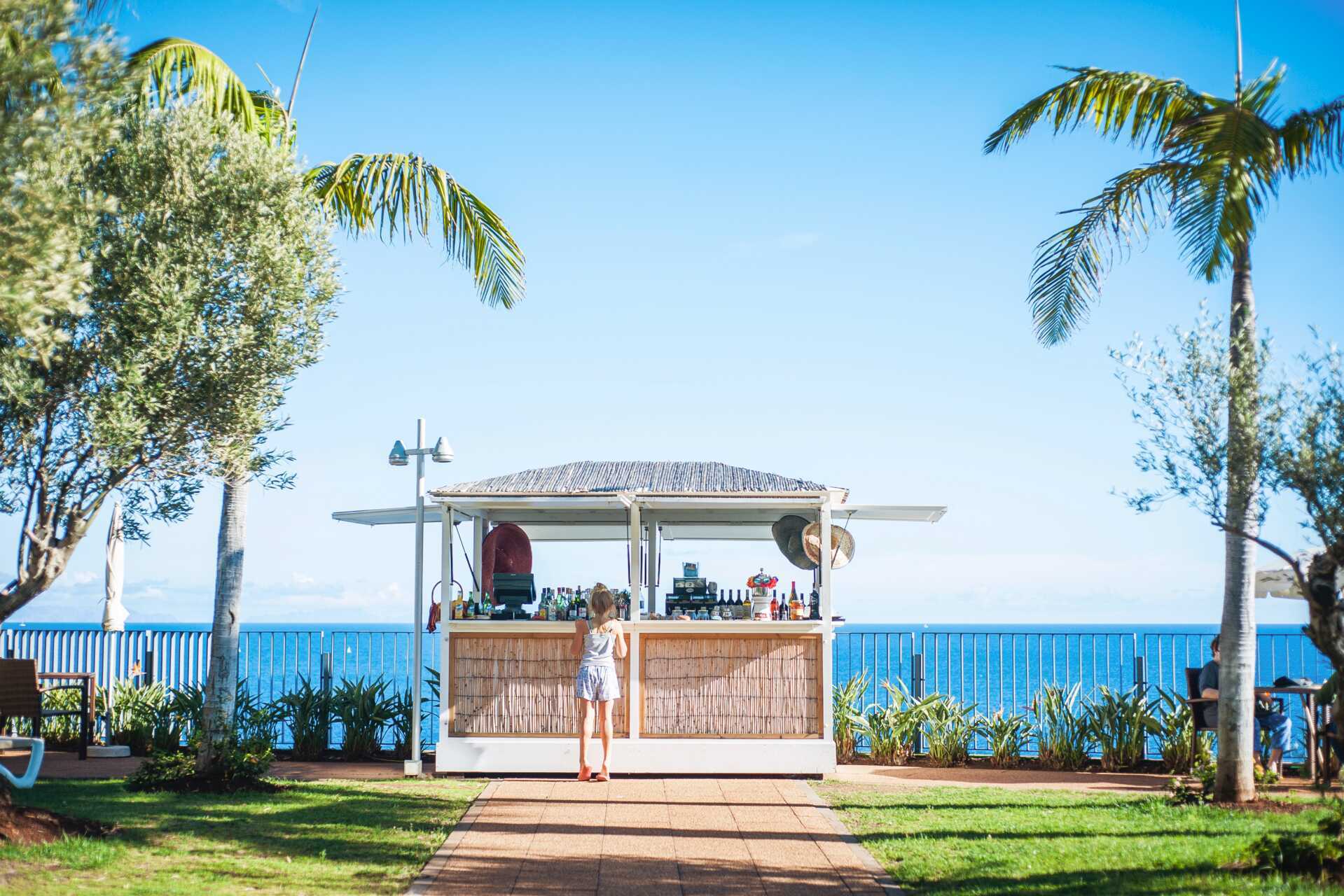 Bar på VIDAMAR Resorts Madeira, Portugal.
