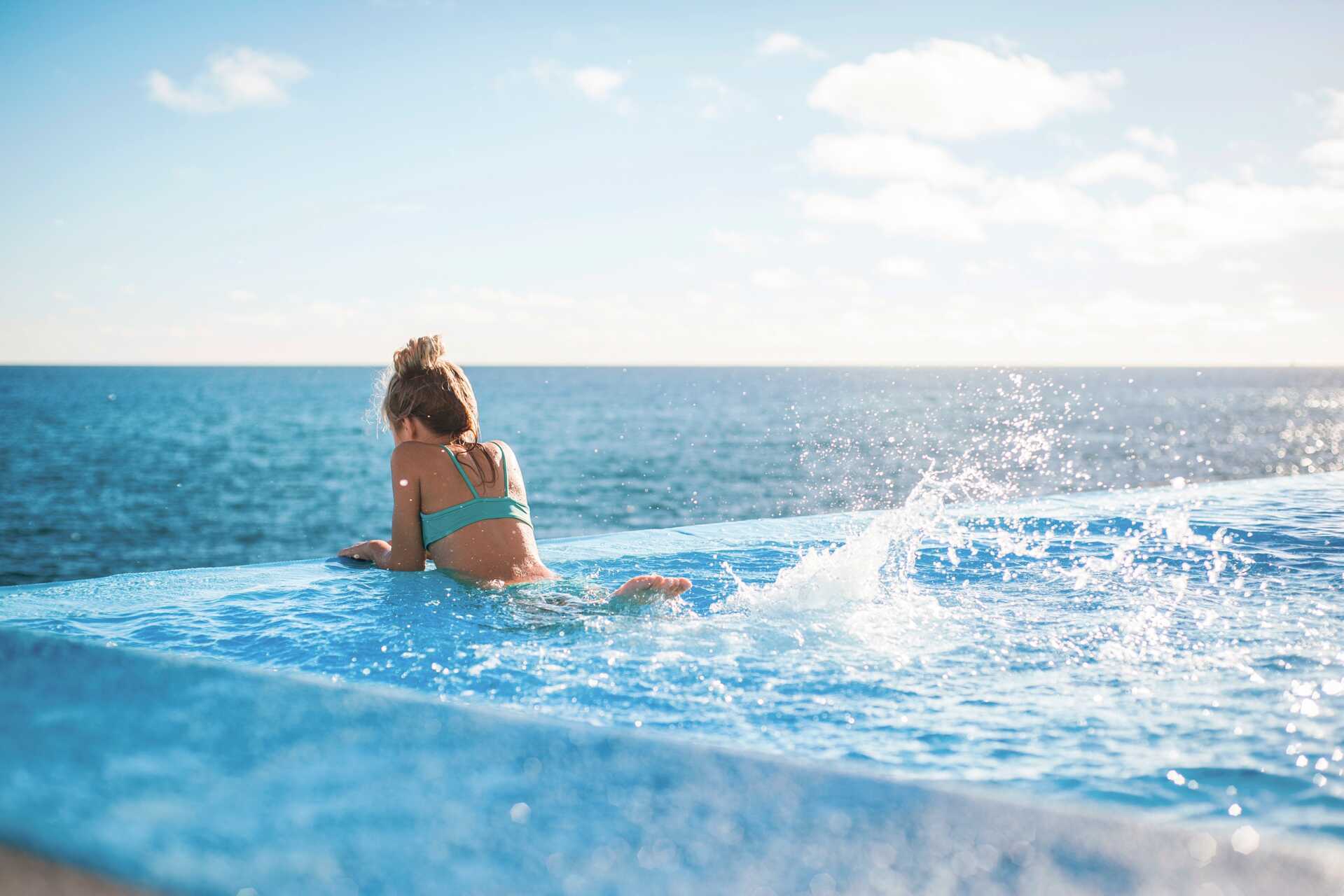 Infinity-pool på VIDAMAR Resorts Madeira i Portugal.