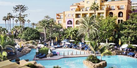 Poolområde på hotel Villa Cortes i Playa de las Americas