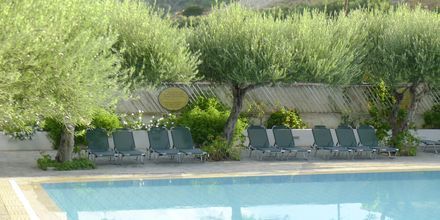 Pool på Hotel Villea Village i Makrigialos på Kreta