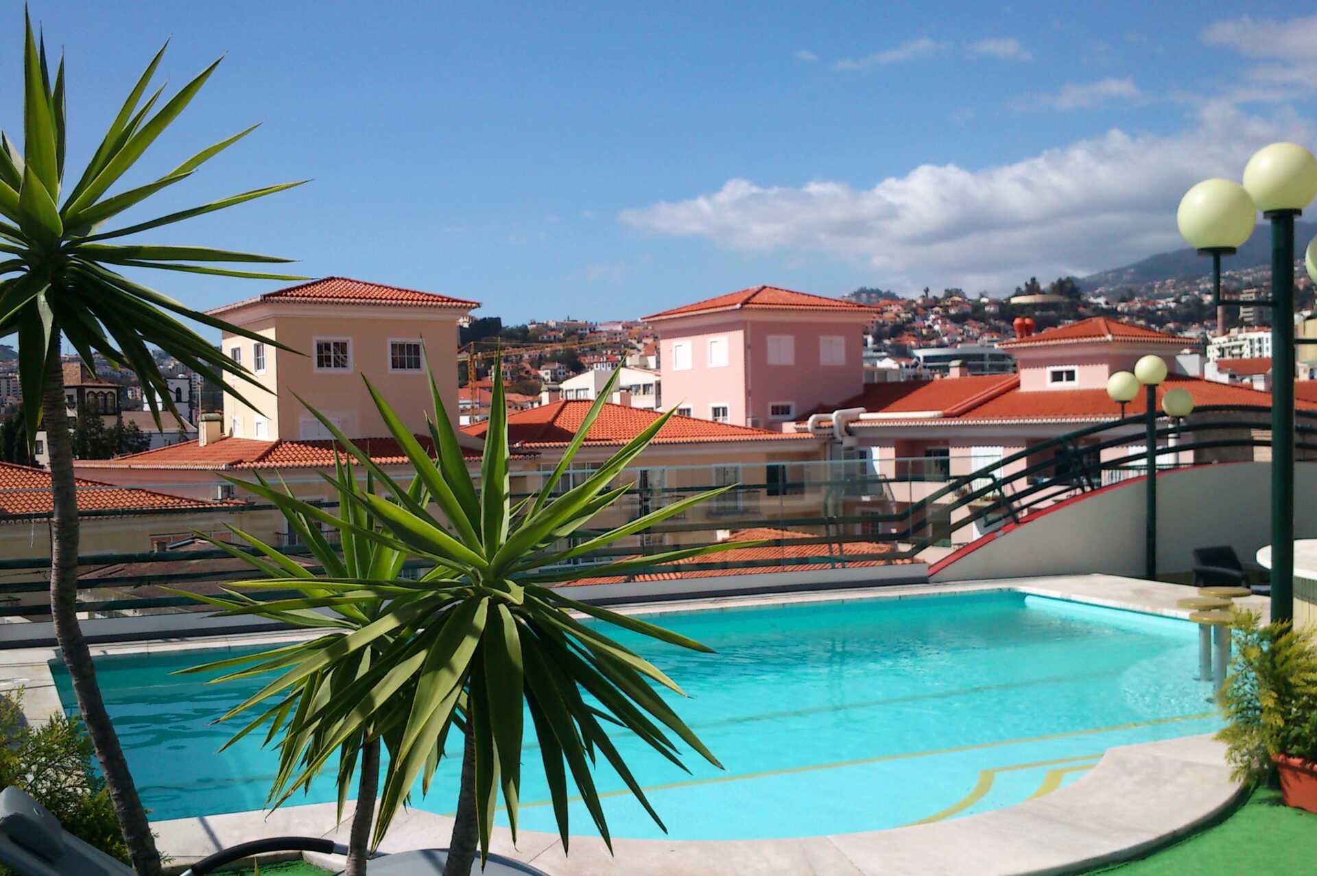Poolen på Hotel Windsor i Funchal på Madeira.